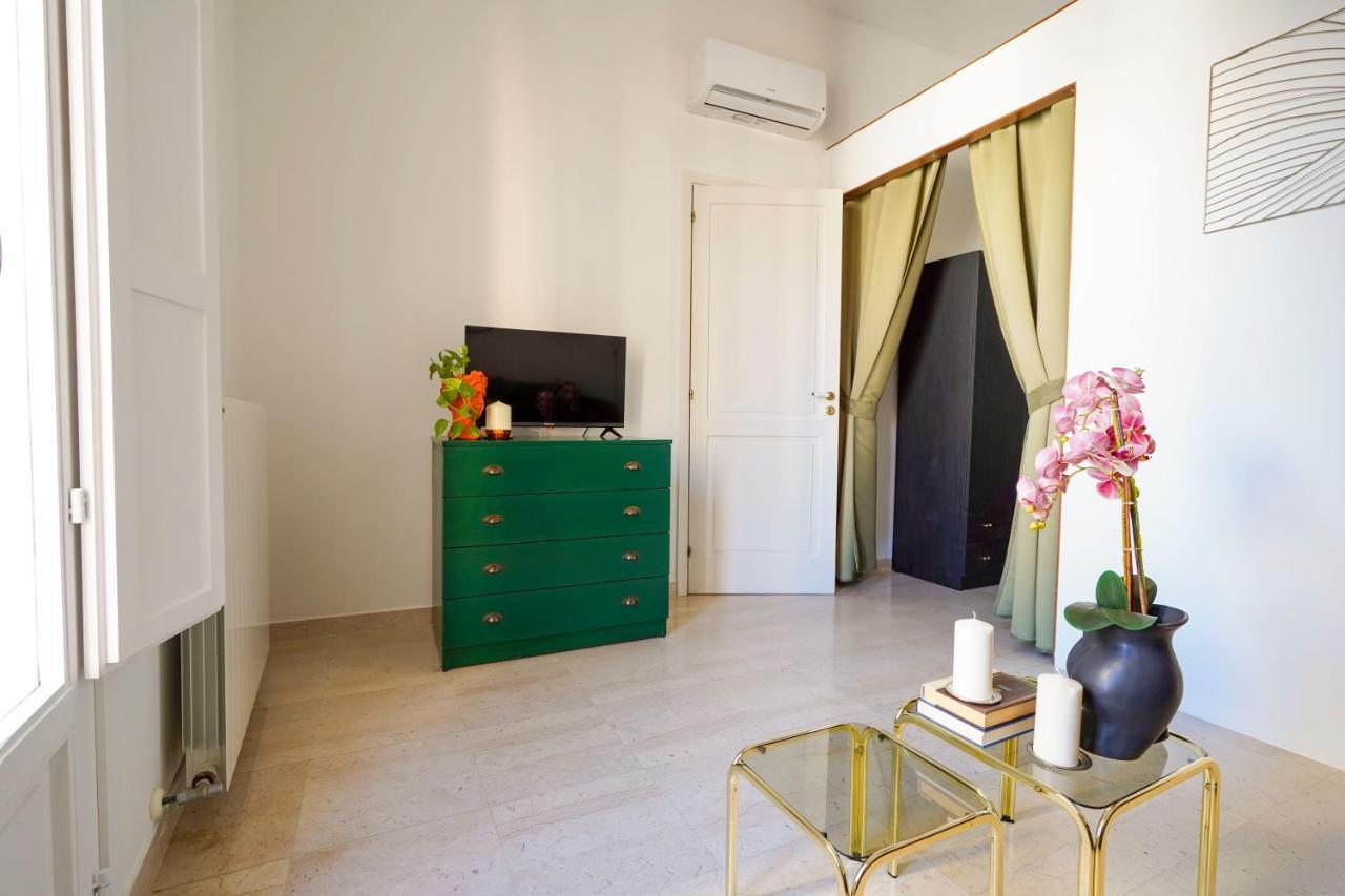 Dimora A Palazzo Apartment โมโนโปลี ภายนอก รูปภาพ