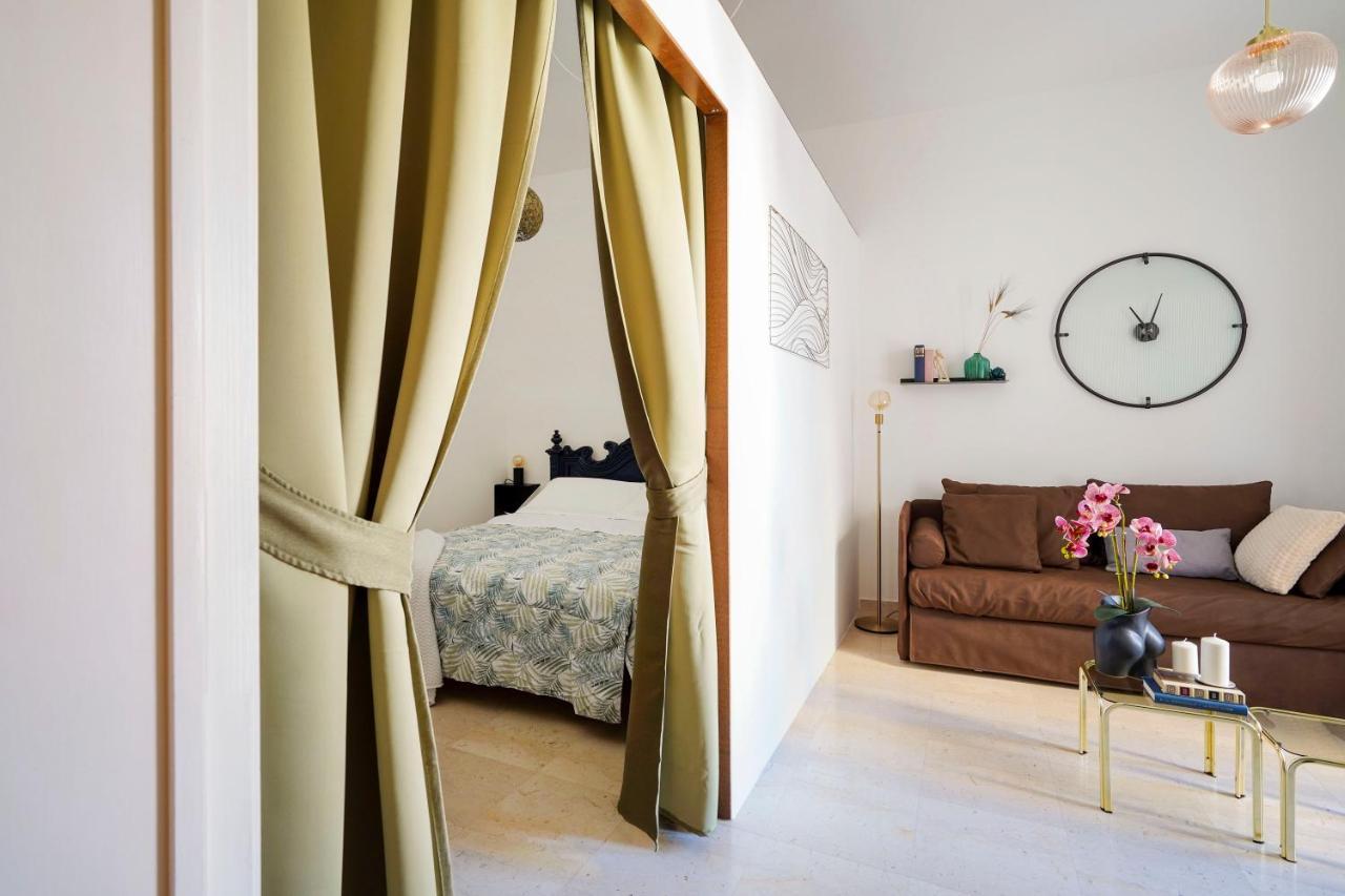 Dimora A Palazzo Apartment โมโนโปลี ภายนอก รูปภาพ