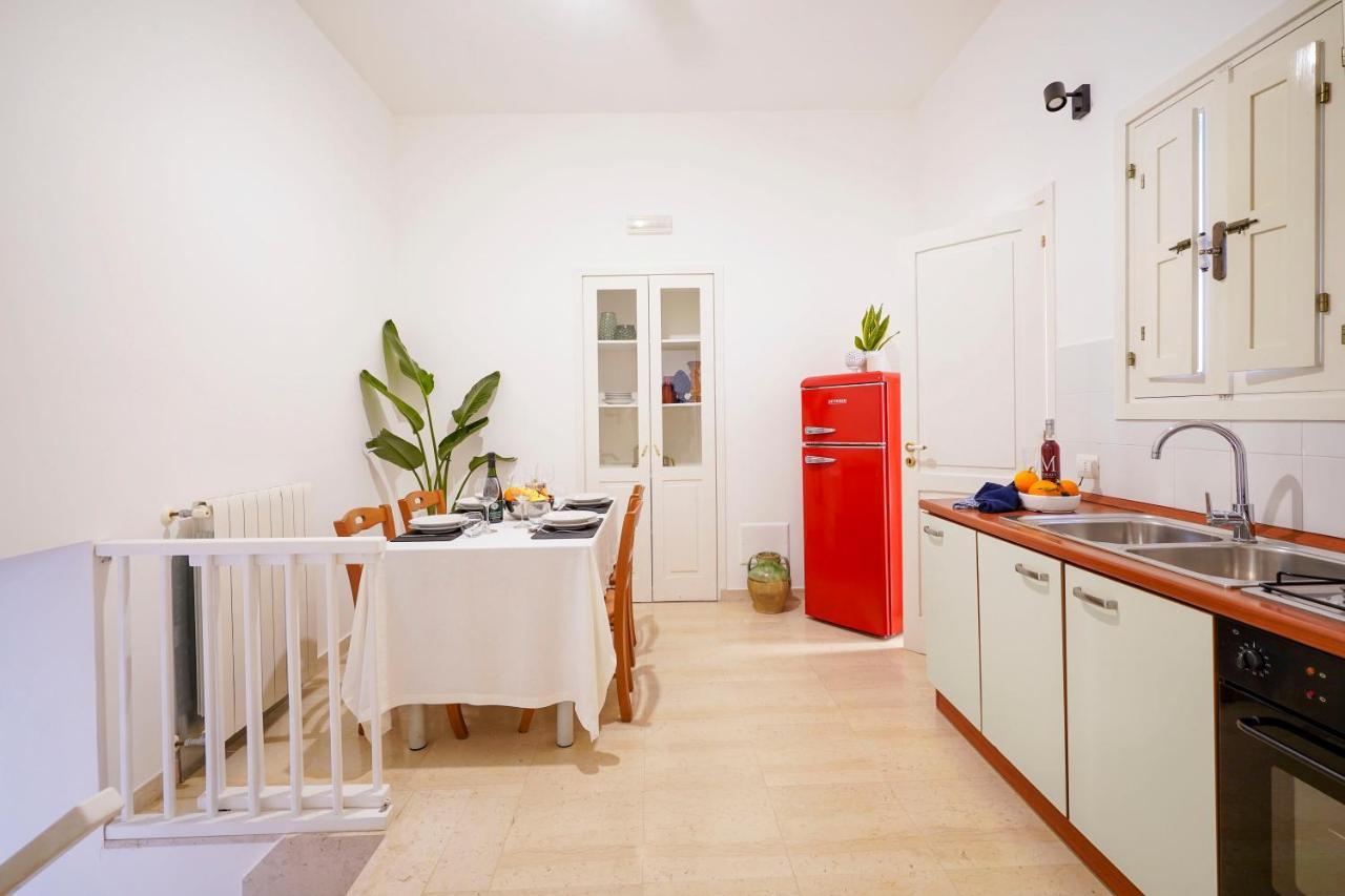 Dimora A Palazzo Apartment โมโนโปลี ภายนอก รูปภาพ